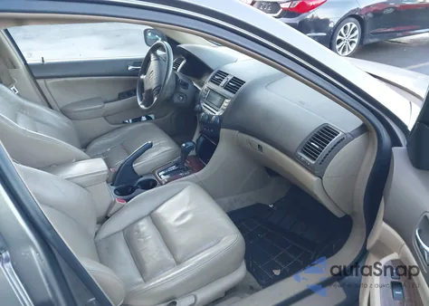 2006 Honda Accord 2.4 Ex from USA, damaged, VIN 1HGCM56816A126917